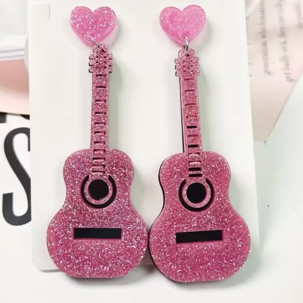 💕Pink Glitter Guitar Earrings💕